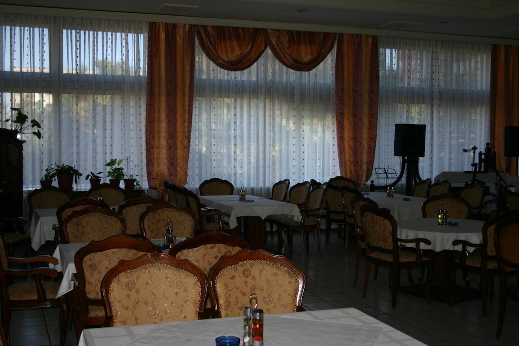 Hotel Bulgaria Dobritch Extérieur photo